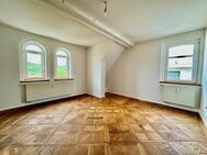 Charmante 2½-Zimmer-Wohnung mit ausgebautem Dachgeschoss im Zentrum von Sigmaringen - Sigmaringen