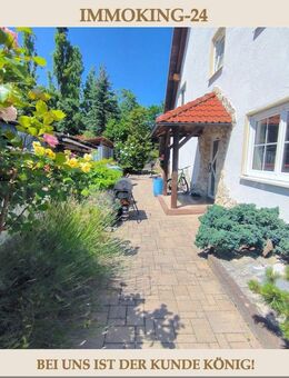 ++ 3 ZIMMER ERDGESCHOSSWOHNUNG ++ GUTE LAGE ++ 2 STELLPLÄTZE INKLUSIVE! ++ - Weisendorf