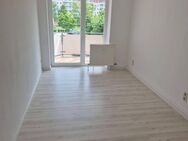 Helle 3-Zimmer-Wohnung mit Balkon in Glauchau - Glauchau