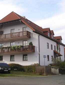 Helle 3-Zimmerwohnung mit 2 Balkonen und PKW-Stellplatz in ruhiger Lage von Bannewitz - Bannewitz