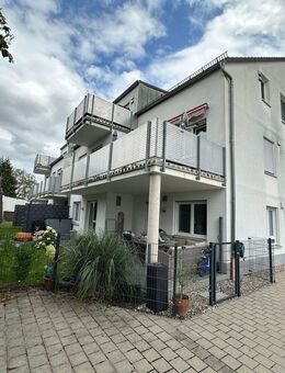 Helle und gepflegte 2 Zi. Whg. im OG in zentraler Lage von Manching - Manching