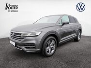 VW Touareg, 3.0 TDI Elegance, Jahr 2018 - Uelzen