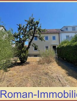 Charmantes Zweifamilienhaus mit großem Garten in Nürnberg-Altenfurt (renovierungsbedürftig)! - Nürnberg