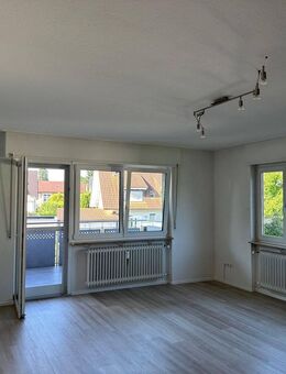 Schöne 3-Zimmer-OG-Wohnung mit großzügigem Balkon - Teningen