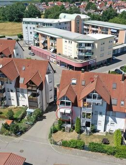 Willkommen, zu Hause! Schöne 3-Zimmerwohnung mit Garage + Außenstellplatz in Meckenbeuren - Meckenbeuren