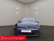 VW Golf 8 2.0 TDI DSG Life NAVI LED ACC - Greding