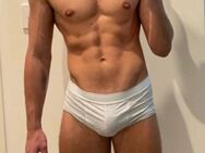 Sporty hot masseur - Köln