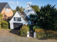 Idyllisches Einfamilienhaus im Landhausstil - Ihr Wohntraum am Schönwasserpark - Krefeld