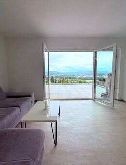 Einzigartige Souterrain-Wohnung mit Traumterrasse und Blick über Koblenz - Weitersburg