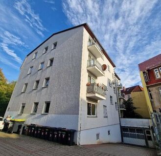 helle 2-Raum-Wohnung mit Balkon, Aufzug, direkt am Park