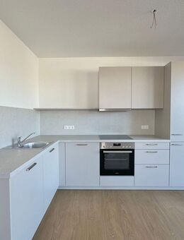 Großzügige 4 Zimmerwohnung mit Balkon - Sindelfingen