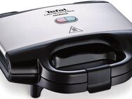 Tefal Sandwichmaker SM1552 Ultracompact, 700 W, antihaftbeschichtete Platten, leichte Reinigung, Maße: 26,5x12x26 cm