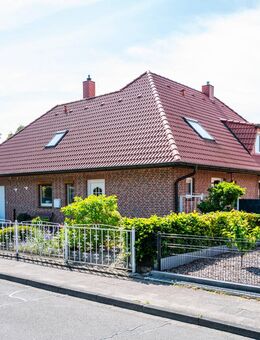 Tolle Kaufgelegenheit in Mölln - Solides 2 Familienhaus als Top Kapitalanlage - Mölln (Schleswig-Holstein)