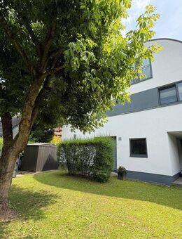 Außergewöhnliches 3-Familien-Haus - eine Ikone der Architektur in Spitzen-Wohnlage! - Dietzenbach