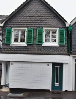 Liebhaberobjekt in Stauseenähe---- für 1 oder 2 Familien - Wuppertal