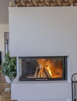 Exklusive Penthousewohnung mit Kamin, uneinsehbarer Dachterrasse und sonniger Loggia! - München