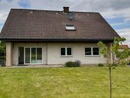 Renoviertes Zweifamilienhaus mit Garten und Blick auf den Wald - Lage (Nordrhein-Westfalen)