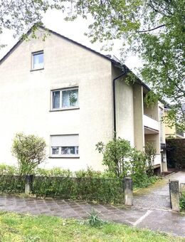 3 Fam. Haus in Karlsruhe-Rintheim f. Kapitalanleger Grund 652m², Wfl. 260m² u. 4 Garagen, Bj. 1960 - Karlsruhe
