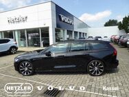 Volvo V60, B4 Diesel R Design Massagesitze HarmanKardon, Jahr 2021 - Kassel