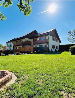 Großzügige Doppelhaushälfte / Haus mit wunderschönem Garten - Adlkofen