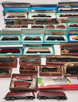 Märklin H0 Modellbahn aus 50/60er Jahren + Piko digitalisiert auf Märklin Wechselstrom, insgesamt 33 alte Lokomotiven, viele mit OVP, alle funktioniern - Bovenden