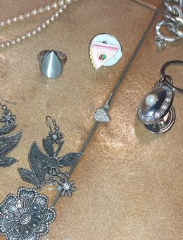 Schmuck Konvolut - Biebertal