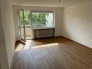 3 Zimmer Wohnung mit Balkon in Eschborn zum Sofortbezug - Eschborn