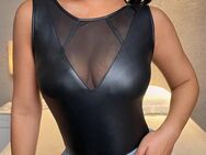 Damen Top mit Mesh Einsatz aus PU Leder in schwarz / Größen S, M, / NEU - Marl (Nordrhein-Westfalen)