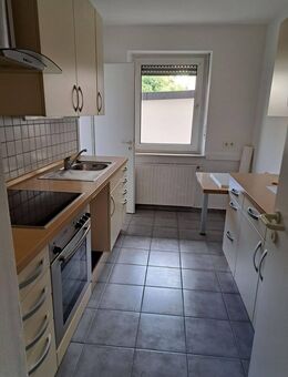 Moderne 3-Zimmer-Wohnung mit EBK (ohne Ablöse) und seperatem Hobbyraum - Nürnberg