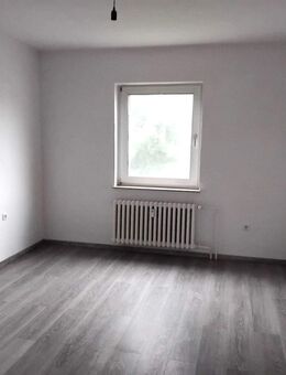 Komplett sanierte 2 Zimmer Wohnung in Gelsenkirchen zu vermieten - Gelsenkirchen