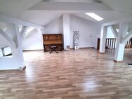 CHARMANTES OBERGESCHOSS MIT DACHGESCHOSS! - Berlin