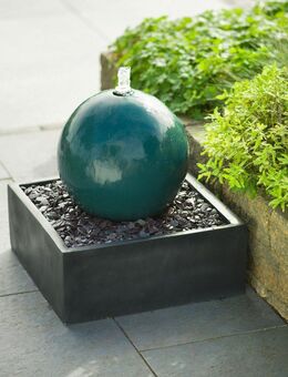 AcquaArte Gartenbrunnen STENI, 50 cm Breite, Wasserspiel mit LED Kugel ⌀: 33 cm, BxTxH: 50x50x53 cm