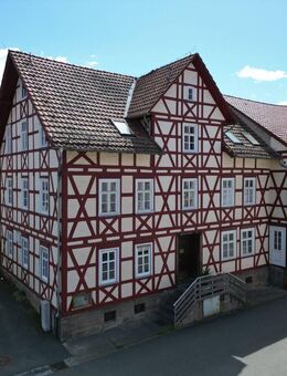 Beeindruckendes Wohn- und Geschäftshaus in guter Lage von Eschwege-Niederhone - Eschwege
