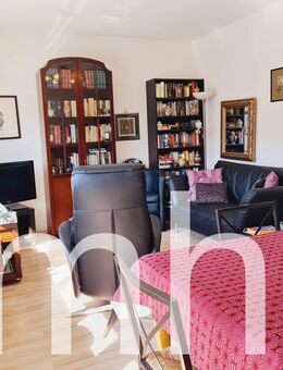 Köln Weiden: vermietete 2-Zimmerwohnung mit Balkon, zentral gelegen - Köln
