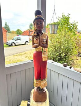 Biete Holzfigur betende Frau - Nordstemmen