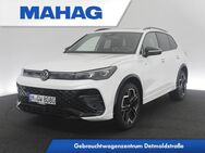 VW Tiguan, 2.0 TDI R-Line NaviPro HDMatrix, Jahr 2024 - München