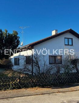 Großzügiges Grundstück mit teilausgebautem Wohnhaus und vielen Entwicklungsmöglichkeiten . sofort verfügbar - Dußlingen