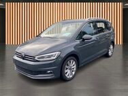 VW Touran, 1.5 TSI Highline, Jahr 2024 - Dresden