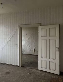 Großes Mehrfamilienhaus mit Potenzial - Chemnitz