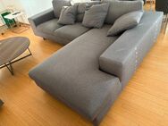 LED Sofa von Who's perfect - Frankfurt (Main)