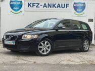 Volvo V50 Kombi D2 Kinetic * KLIMA*AHK * 1- Hand * - München