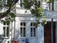 Wunderschönes Altbaugebäude im Wedding mit 1 Zimmerwohnung zu verkaufen ***vermietet*** - Berlin