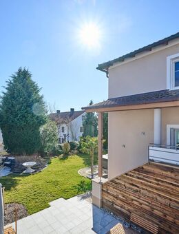 STILVOLLE STADTVILLA IN ZENTRALER LAGE - Straubing