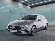 Mercedes A 180, Progressive Advanced Plus Smart VZ Ambiente, Jahr 2023 - München