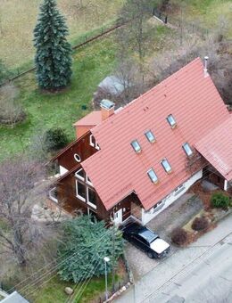 Grandiose Aussicht - Zweifamilienhaus mit großzügigem Grundstück - Ostrau