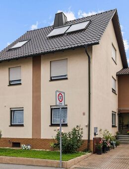 Gepflegtes Zweifamilienhaus mit Garten und Garage in Bretten-Diedelsheim - Bretten