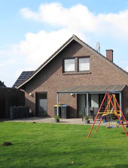 FAMILIENFREUNDLICH Freist. Einfamilienhaus mit Vollkeller und Garage - Goch