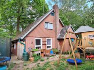 Haus am Otterstedter See mit idyllischem Grundstück - Ottersberg