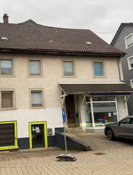 Grenznahes Wohn-/Geschäftshaus in zentraler Lage mit viel Potenzial - Stühlingen