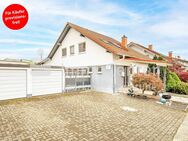 Traumhaus-Charakter! Modernes Einfamilienhaus mit großer Gartenanlage und Swimming-Pool - Stutensee